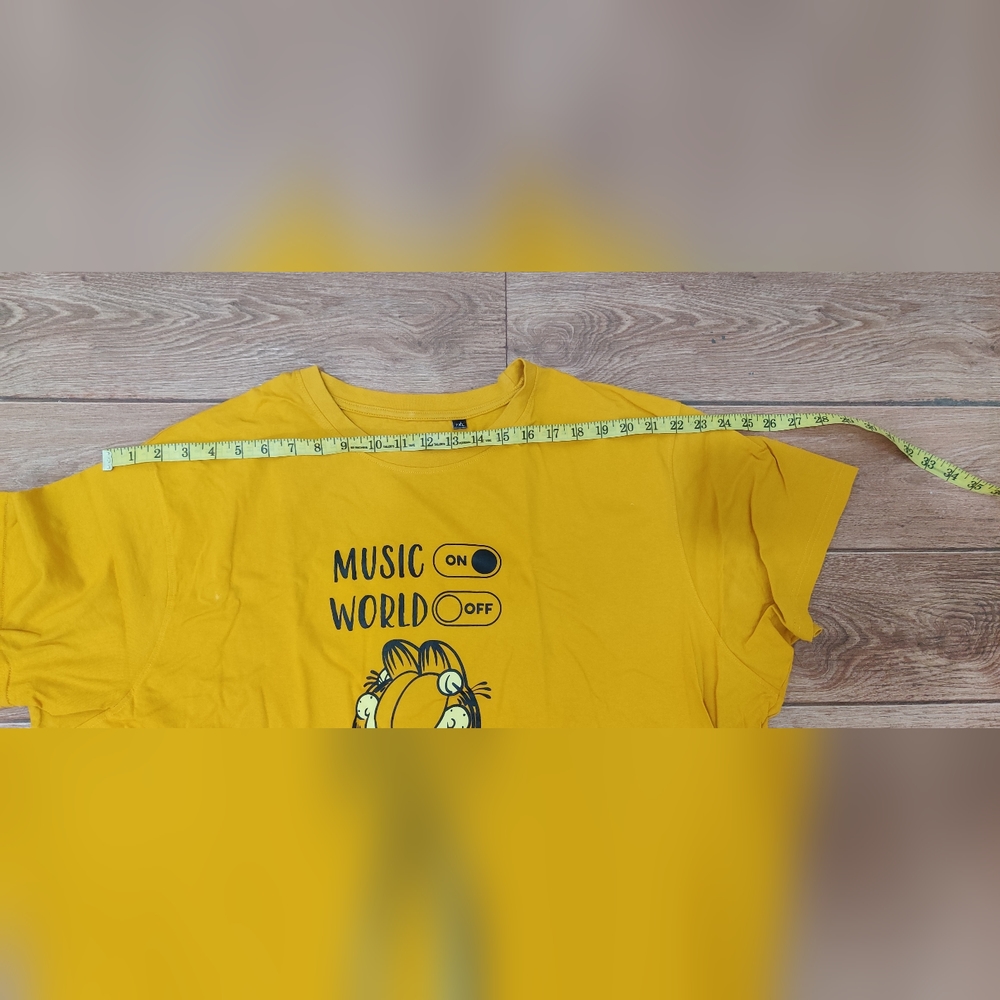 UNISEX Plus Size T-Shirt - Picture 6 of 7